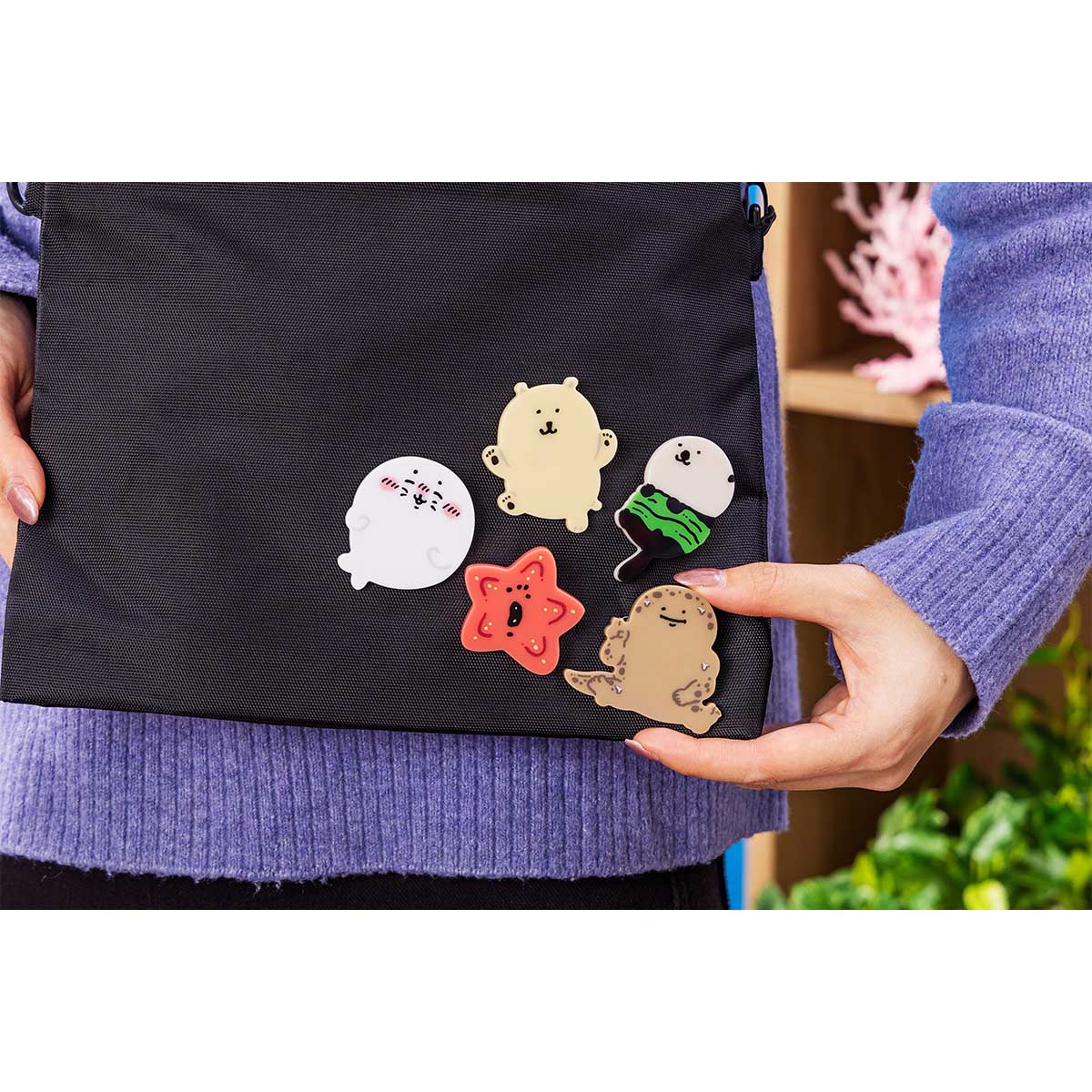 ナガノキャラクターズ ナガノの水族館 アクリルバッジ（アザラシ） - Image 3